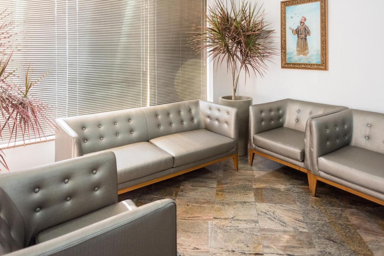 Holambra Garden Hotel Экстерьер фото A waiting room